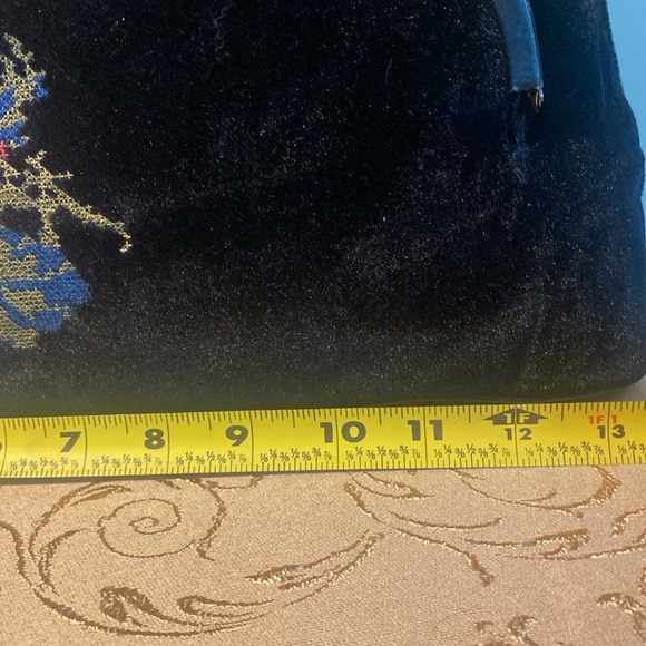 Isaac Mizrahi beautiful velvet/leather/ needle point - Picture 6 of 9